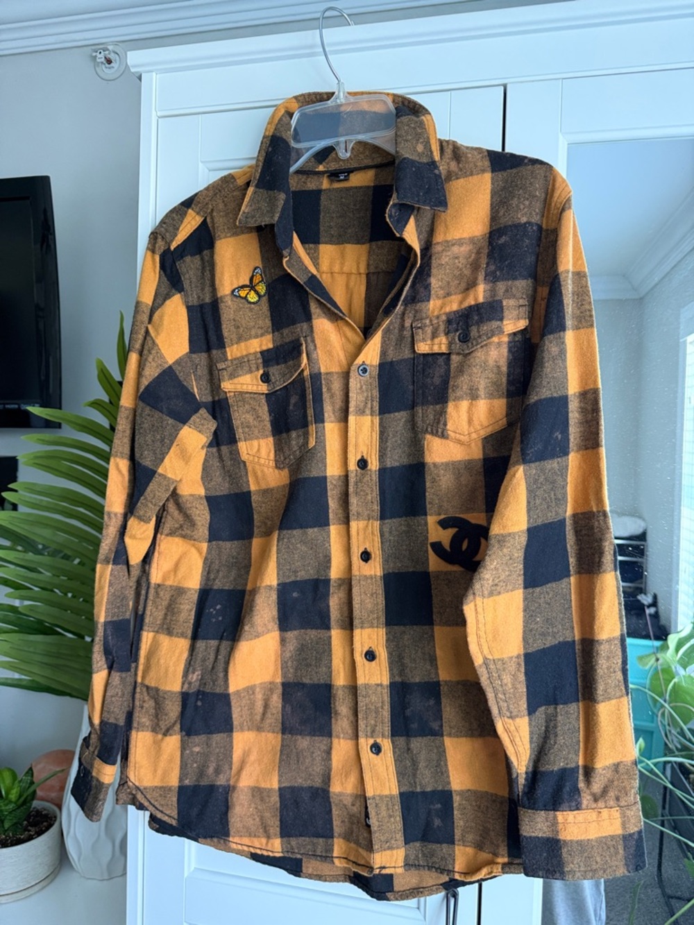 Button-Down Plaid Flannel Shirt - Yellow/Black